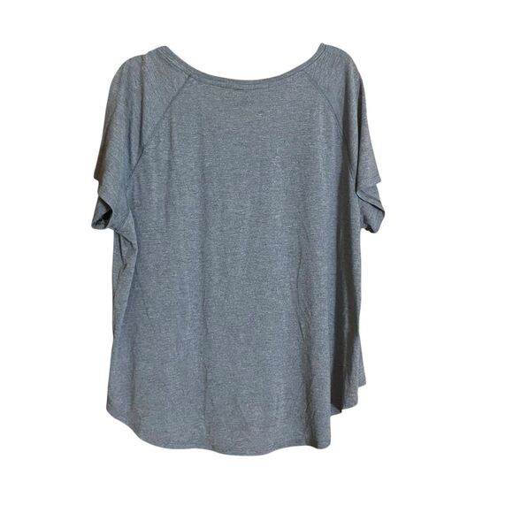 Disney World Gray T-Shirt 3X Women’s Plus Top Castle Graphic Tee Parks EST 1971 - Picture 4 of 7